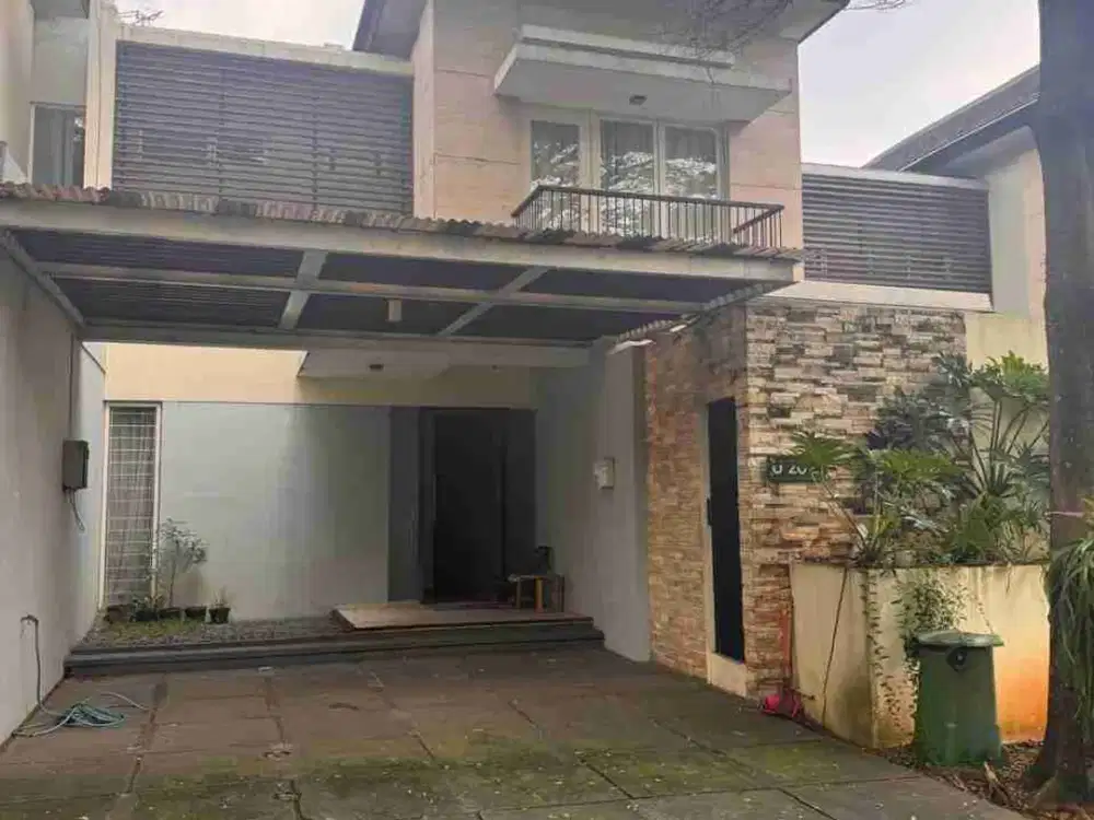 Dijual rumah cantik di Serenia Hills, nyaman dan bebas banjir