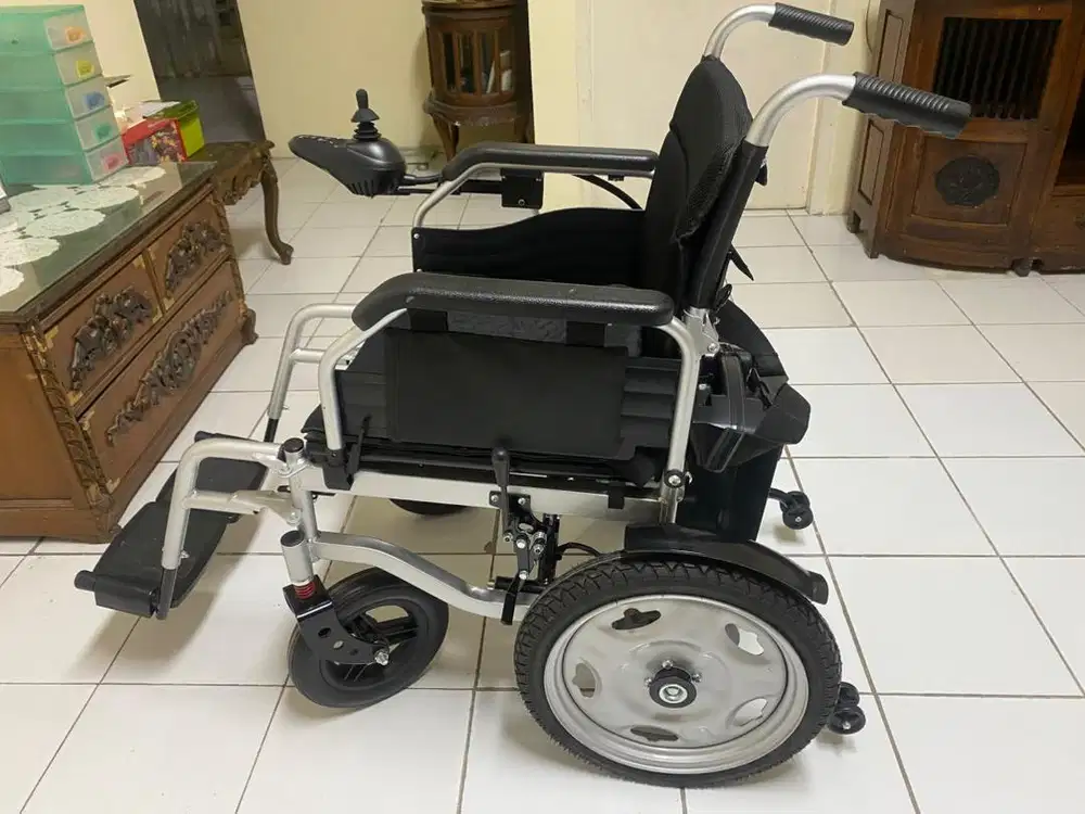 Electric Wheel Chair