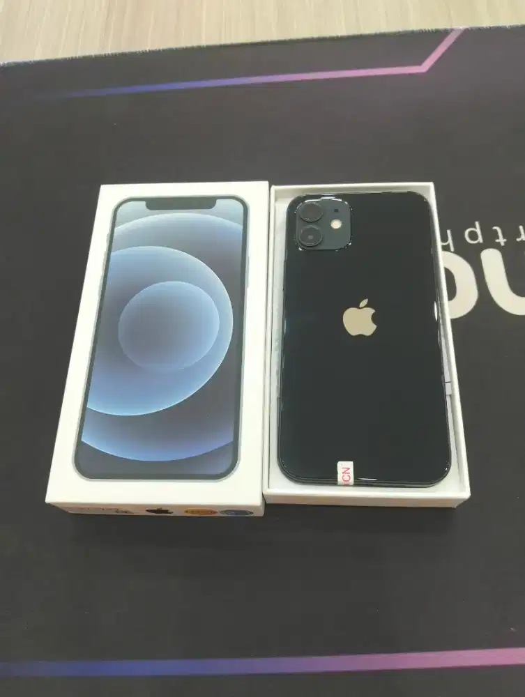IPHONE 12 / 128GB / BLACK