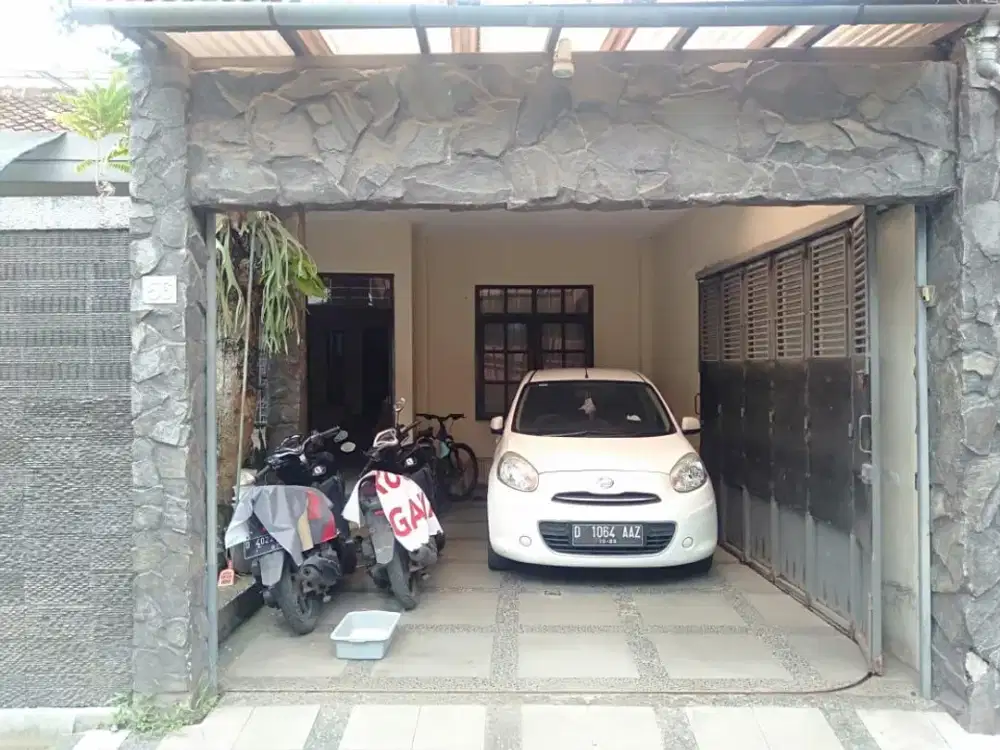 Dijual Rumah Bagus 1 Lantai di Pusat Kota Bandung Harga Murah