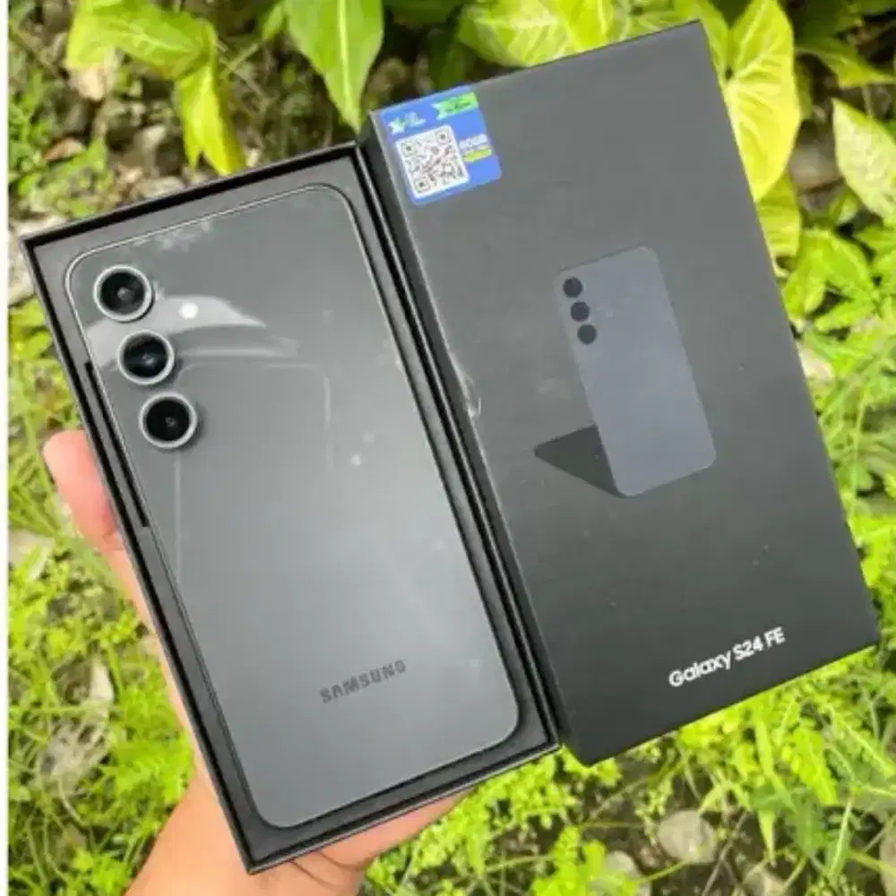 Samsung S24 FE 8/256gb Like New