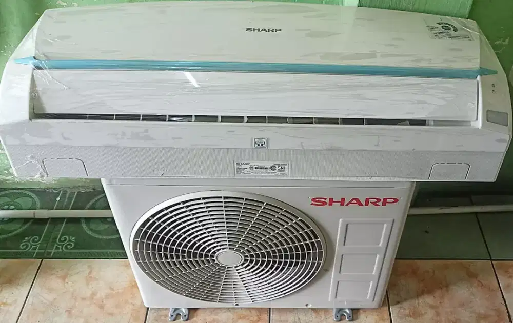 AC 1/2 PK SHARP (R32) ORISINIL LOW300WATT BAGUS NORMAL & DINGIN SEKALI