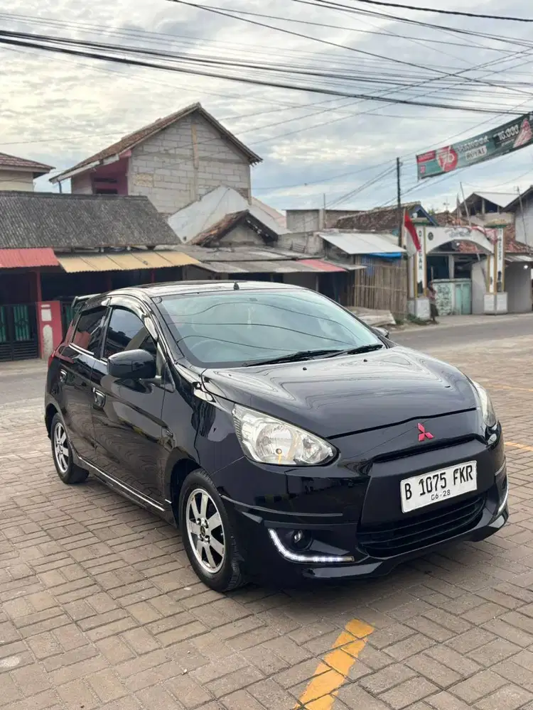 Mitsubishi mirage 2012 GLS AT