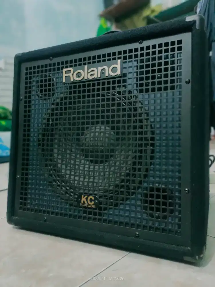 Roland kc 350 original