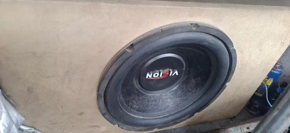 Power subwofer masih mancep di mobil lok madiun kota