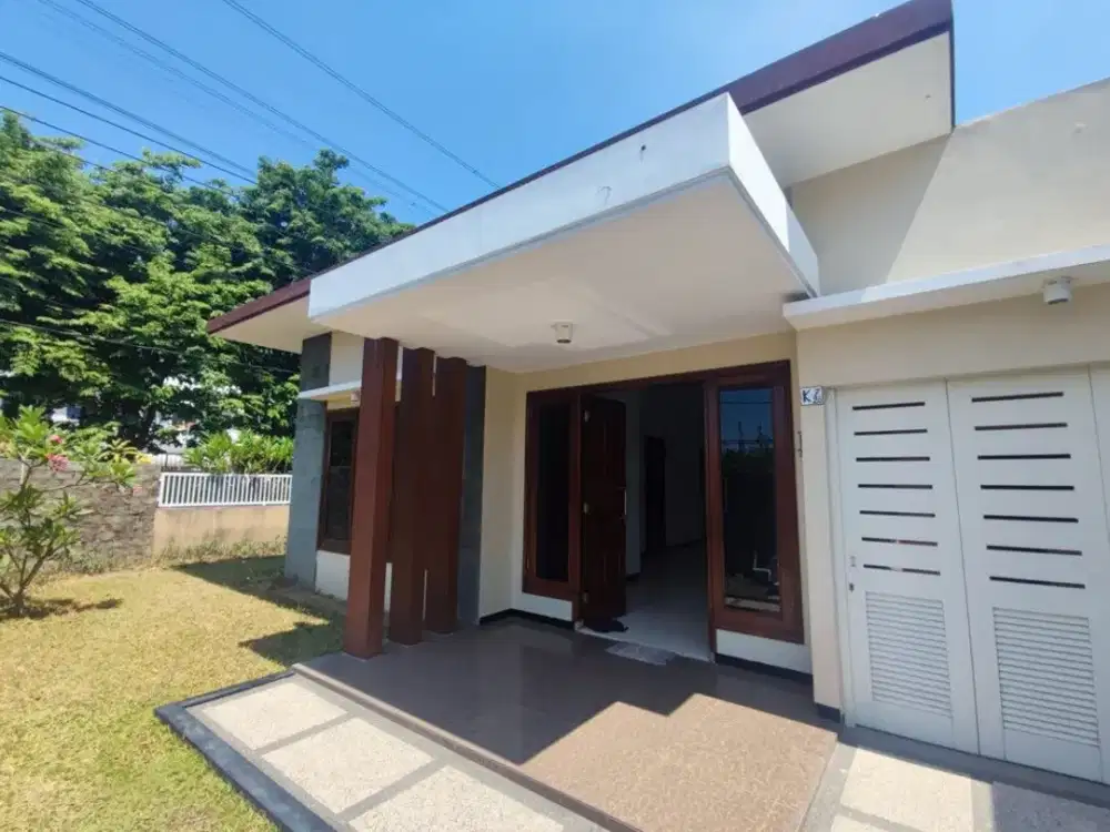 DIJUAL RUMAH HOOK BARU jln manyar kartika timur SURABAYA Timur