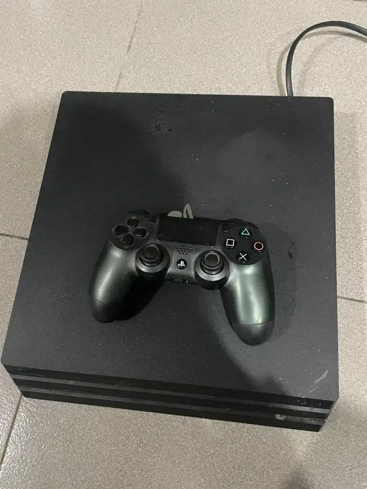 PS 4 Pro 1TB Original