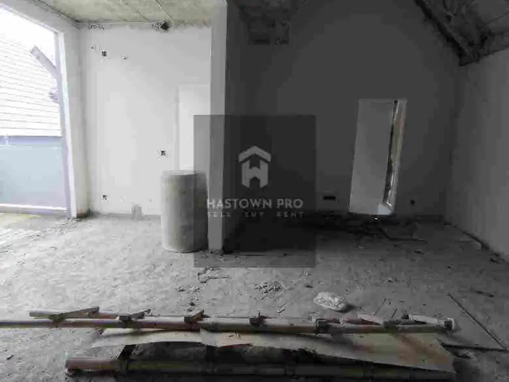 Rumah BSD Quantis Signature Full Renov 3 lantai jual apa adanya