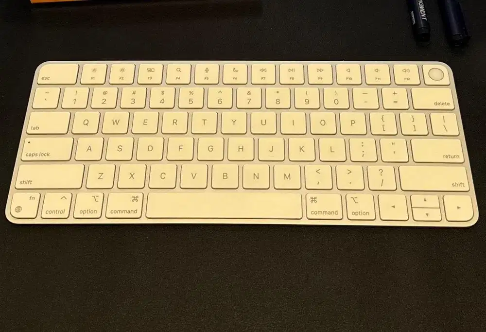 Apple Magic Keyboard Gen 3 Touch ID Pemakaian Sendiri