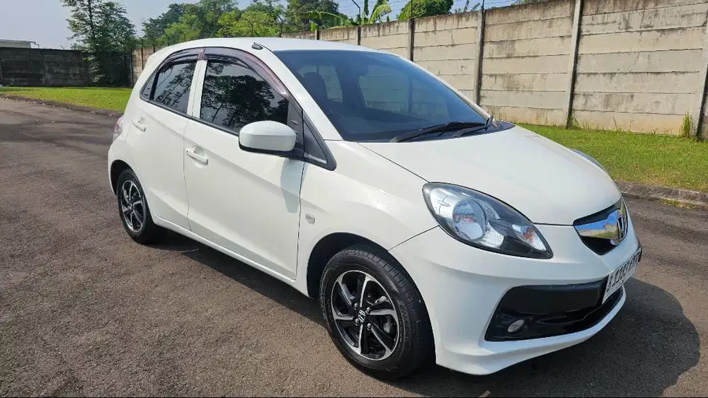 Honda Brio 1.2 E AT 2015 Putih Mulus Bebas LAKA BAnjir SIap PAKE mulus
