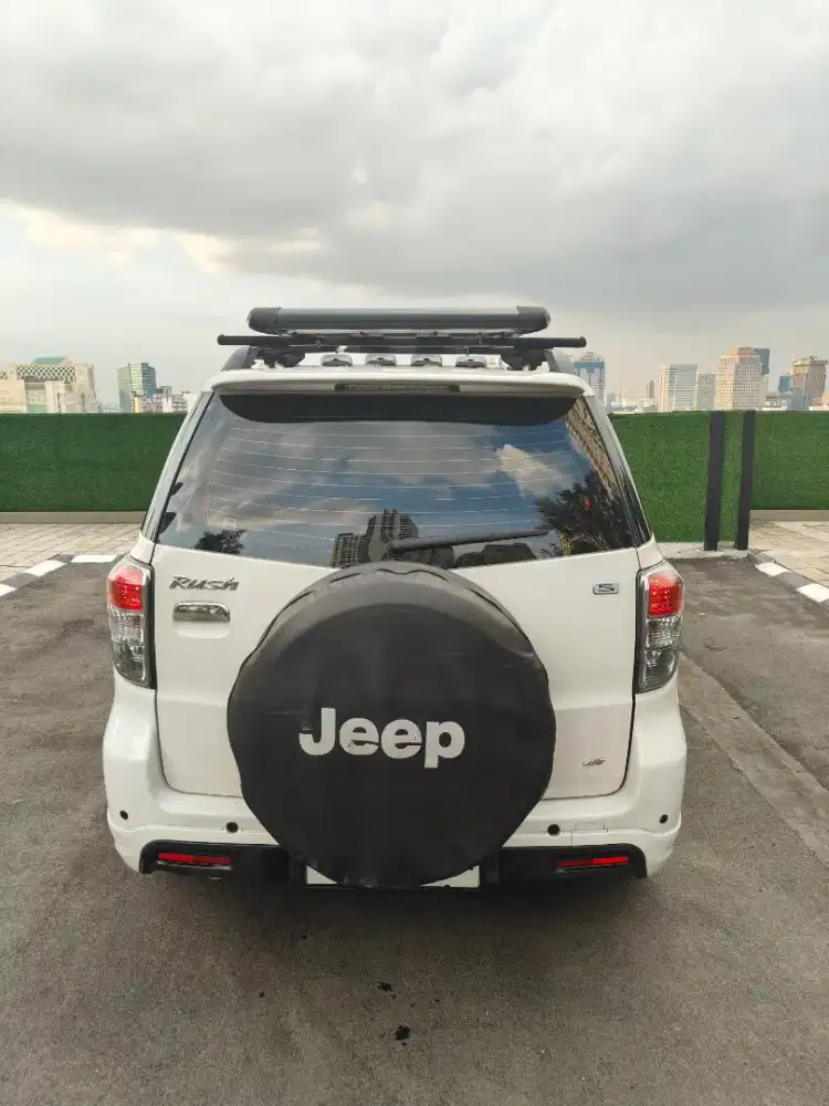 Toyota Rush S AT 2013 low km