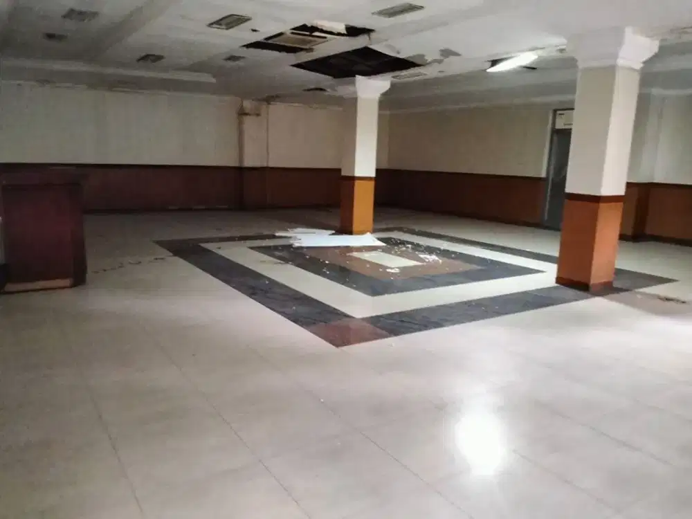 DIJUAL TANAH BONUS BANGUNAN DI JL. PANGLIMA SUDIRMAN - SURABAYA PUSAT (posisi hook)