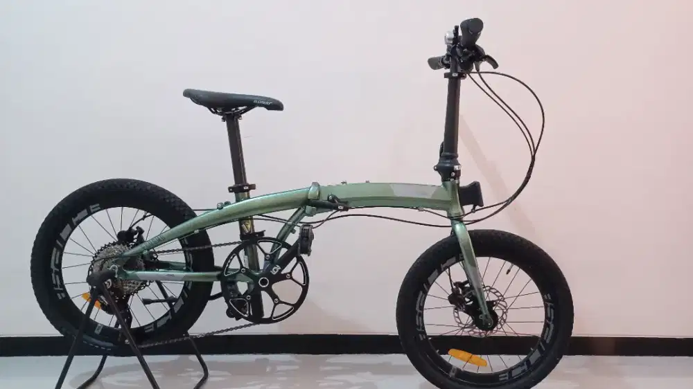 Sepeda element ecosmos