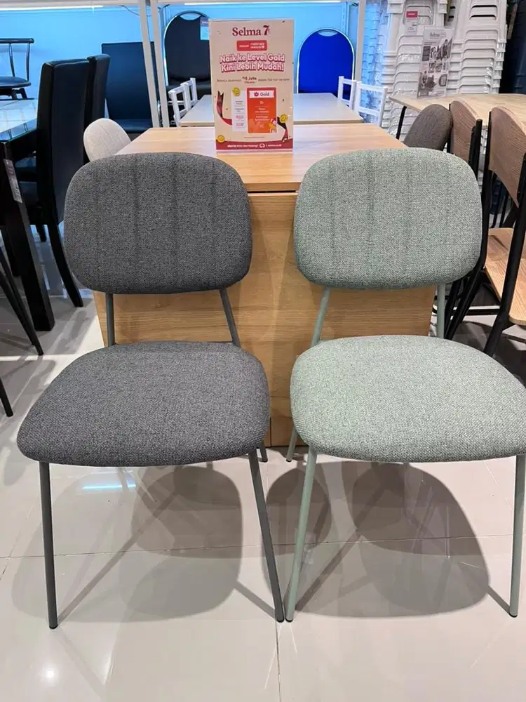 Kursi Makan/Cafe