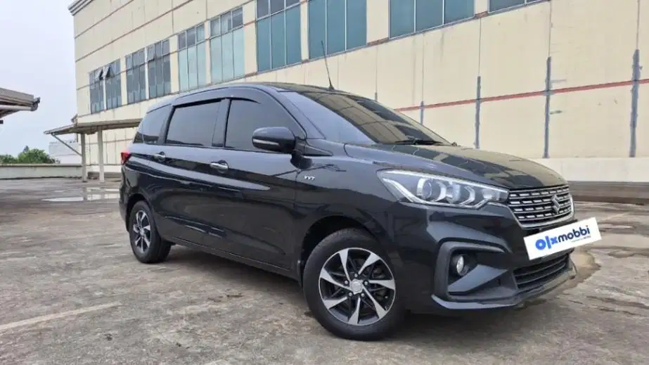 TERMURAH Suzuki Ertiga 1.5 GX Bensin-MT 2022 KZS B