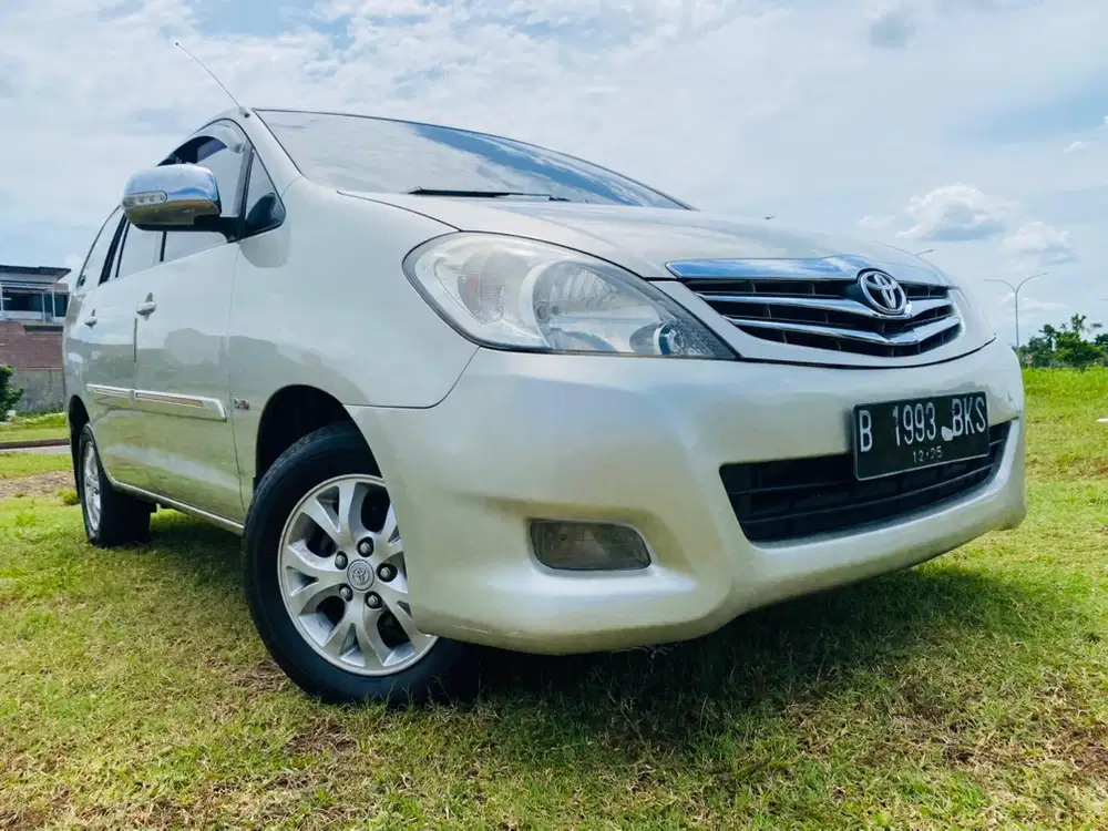 Toyota Kijang Innova 2010 Diesel