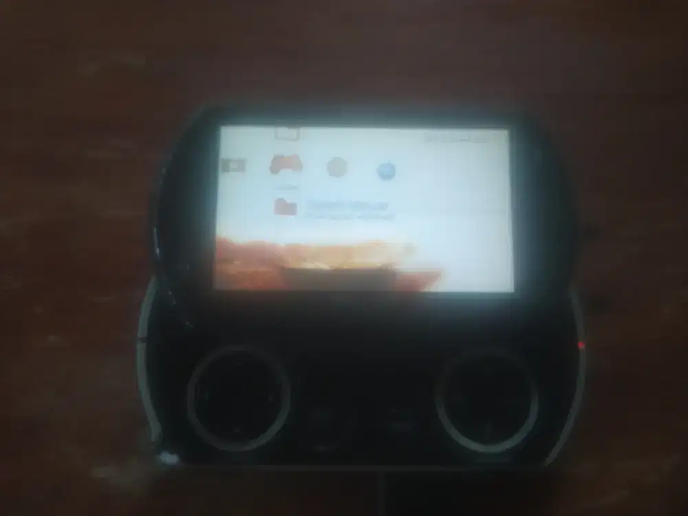 Jual PSP GO N-1001
