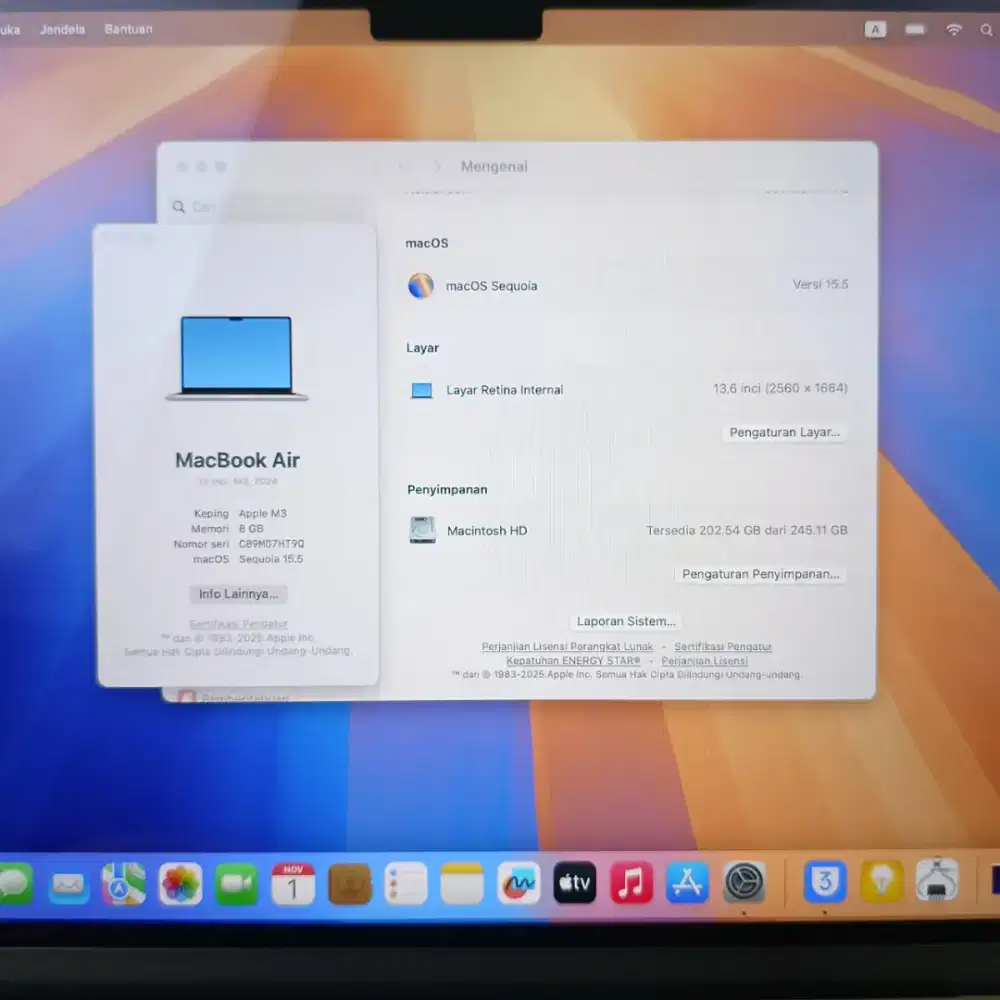 Macbook Air M3 layar 13 Inch Ram 8 Ssd 256 lengkap full set starlight
