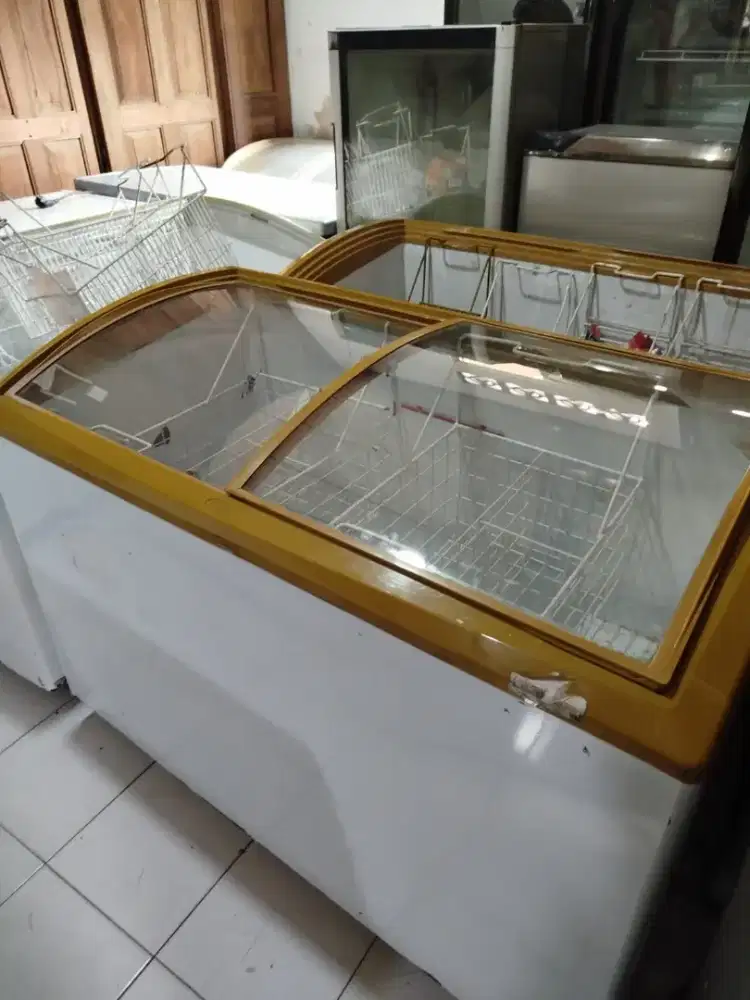 Freezer Sliding haier 300L