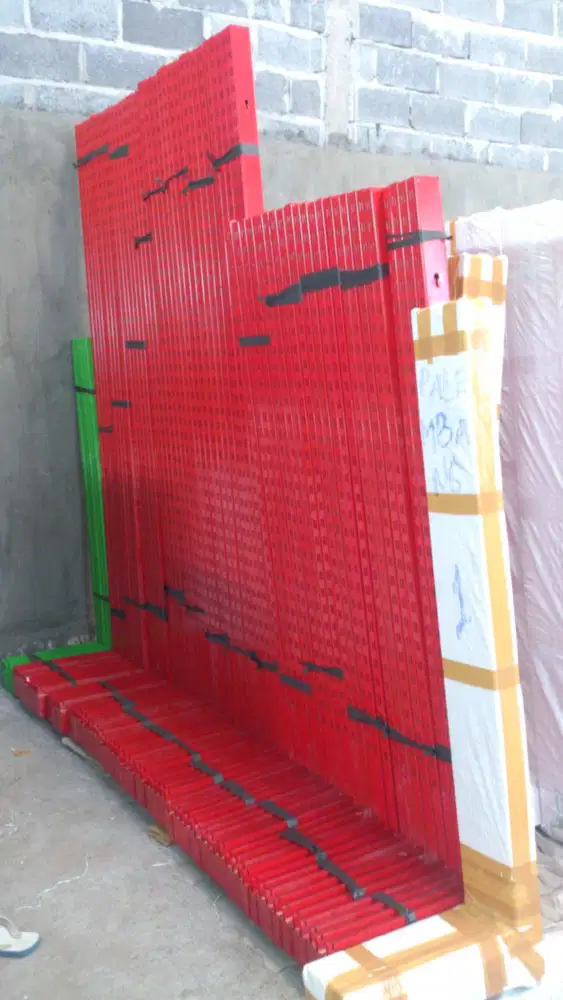 TIANG SINGLE RAK MINIMARKET BAHAN PLAT BESI HARGA MURAH BANYAK TYPE