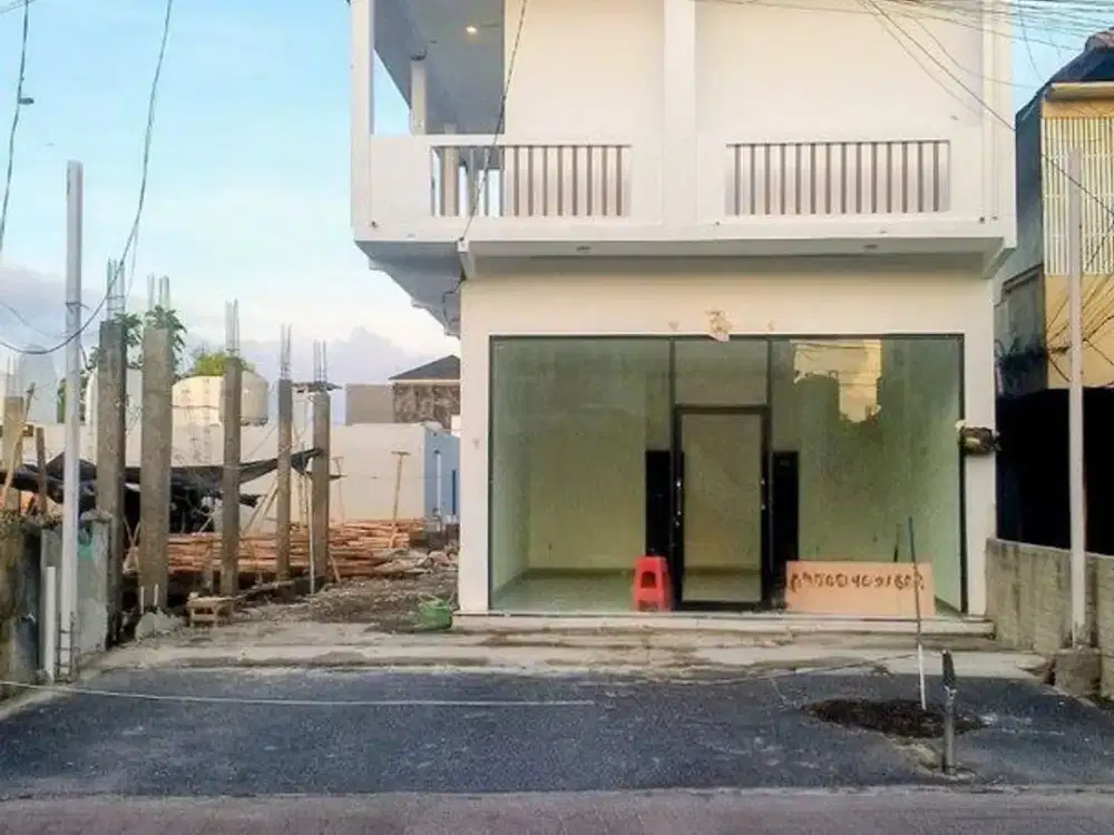 Ruko Cantik Baru Jadi Disewakan, di Seminyak Area