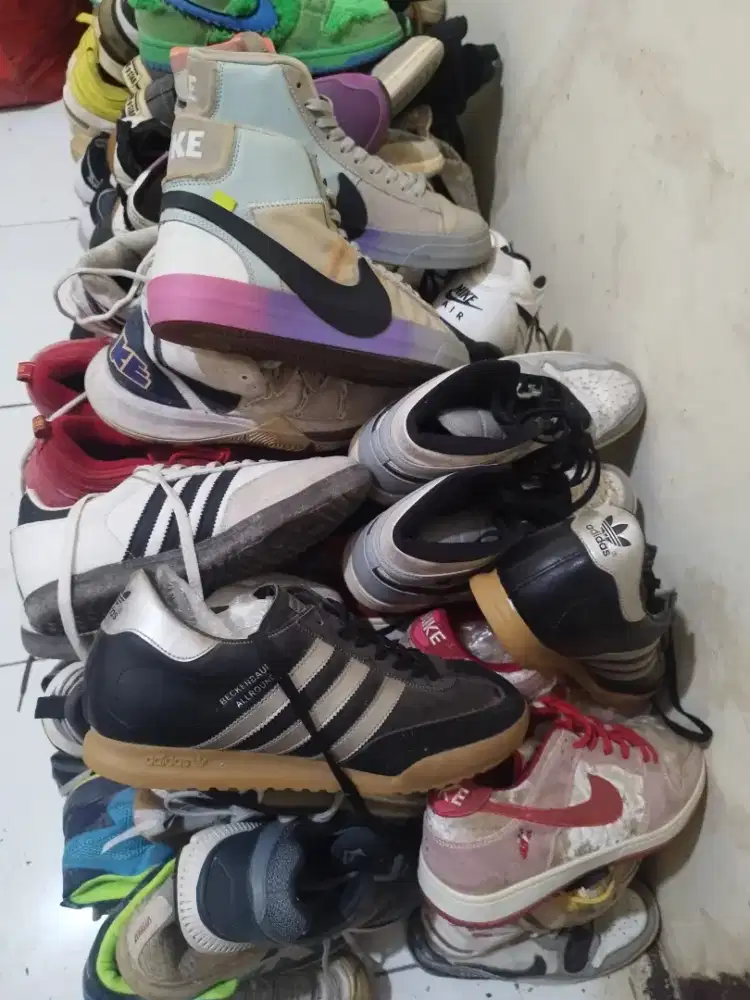 Take All Sepatu Minusan Nike Adidas New Balance DLL