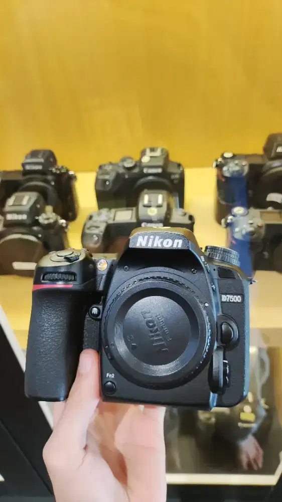 Kamera Nikon D7500 Body Only. SC 9k. Good Condition