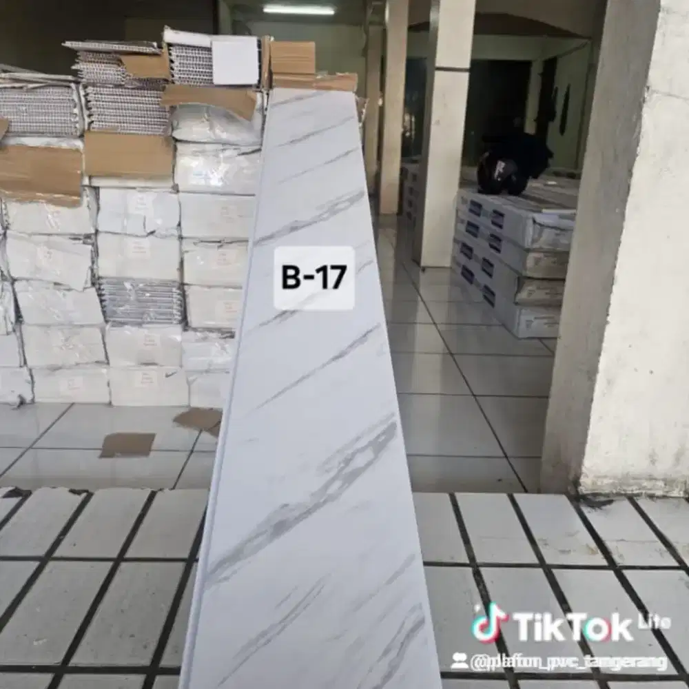 Plafon pvc glosi anti air