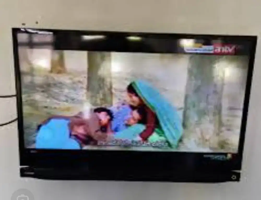 TV LED Toshiba 32P1400VJ + STB (hrg nego)