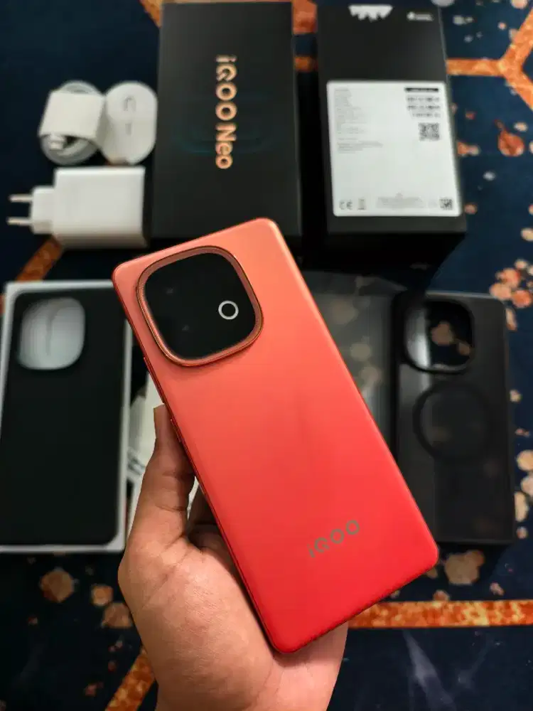 IQOO NEO 10 BLAZE ORANGE RAM 16GB - 512 GB Fullset Plus Bonus