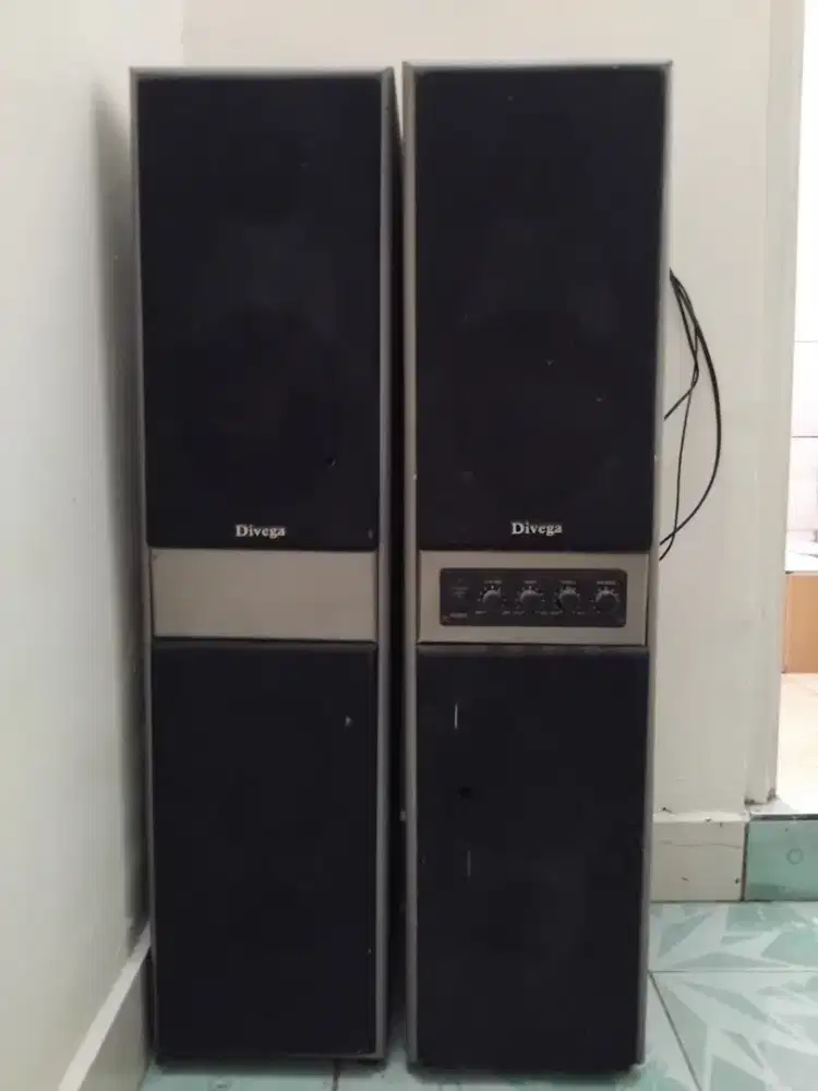 Speker DIVEGA Besar Super Bass