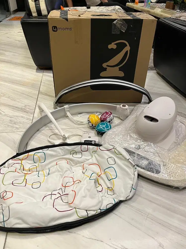 4moms mamaro | ayunan baby | bouncer baby