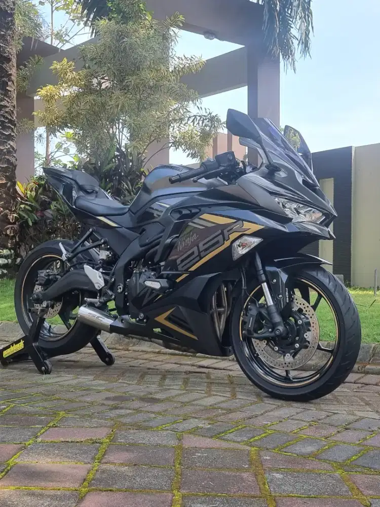 Kawasaki ZX 25R ABS Pmk 2022 4 Cylinder Odo 1rb N Mlg Koko Motor