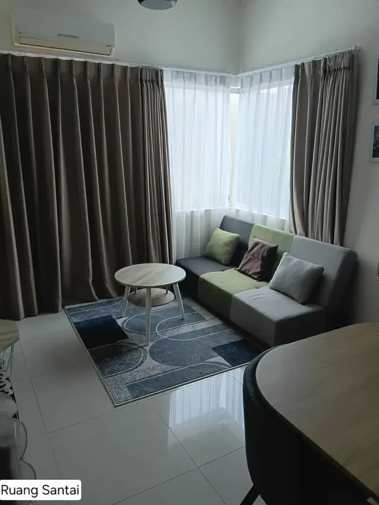 Solo Paragon Apartemen 2 BR Bersih, Wangi Sangat Nyaman