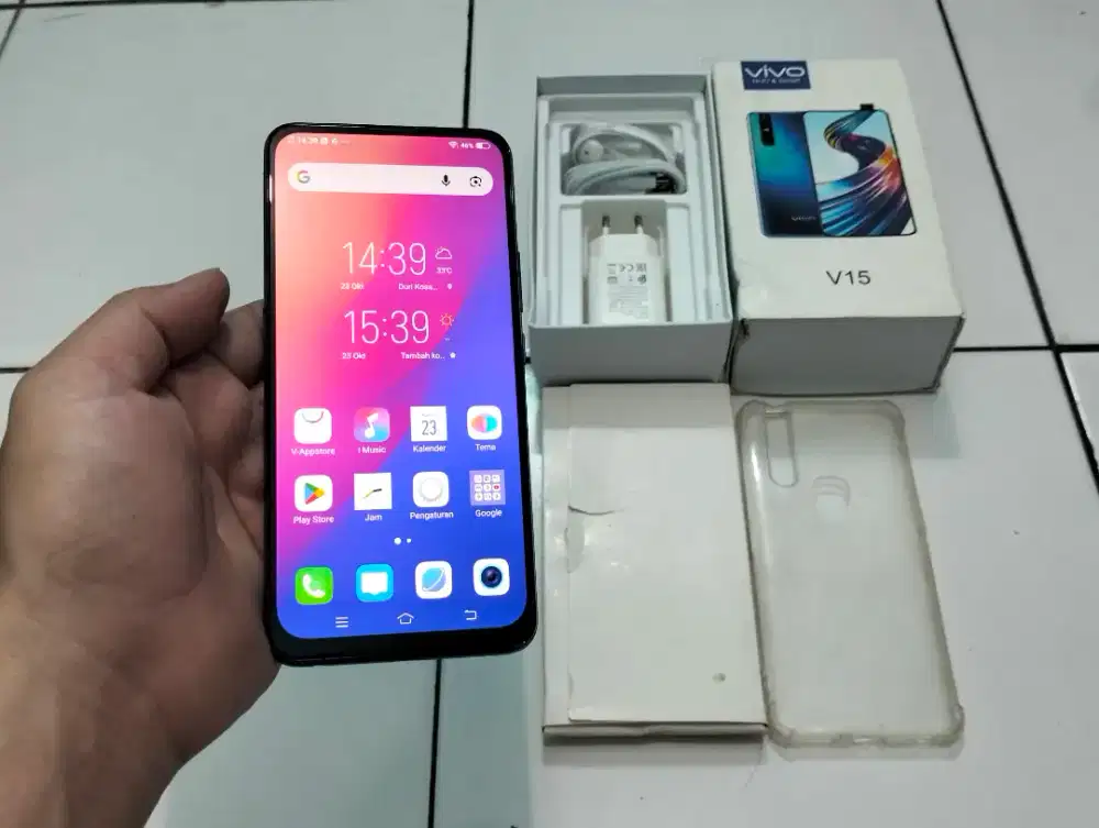 VIVO V15 RAM 8GB / 256GB 4G LTE Duos 6.53in Fingerprint Kamera Pop Up