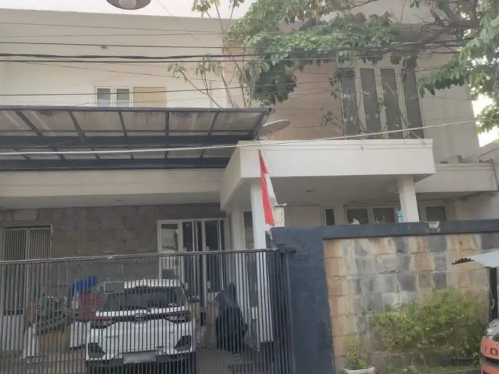 JUAL CEPAT RUMAH BAGUS DI DARMO PERMAI ADA POOL