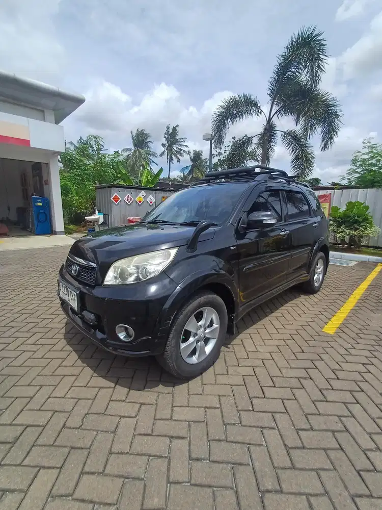 Toyota Rush 2013 Bensin