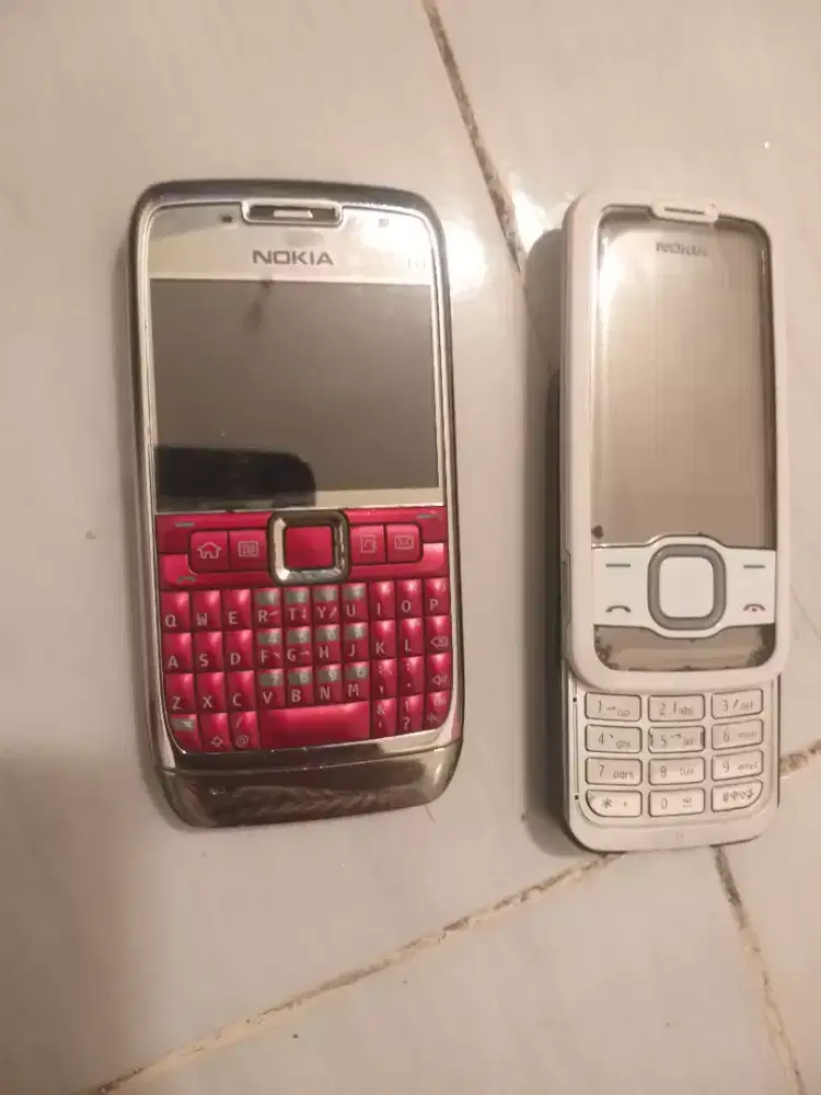 Jual apa ada nya,Hp Nokia jadul,kondisi normal,ori mulus