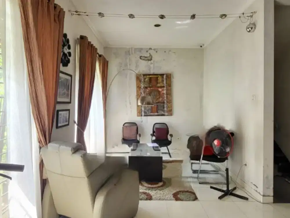 Rumah Minimalis di Emerald Bintaro Jaya - PR 16512