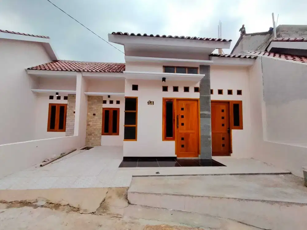 Rumah mewah 7 menit ke stasiun