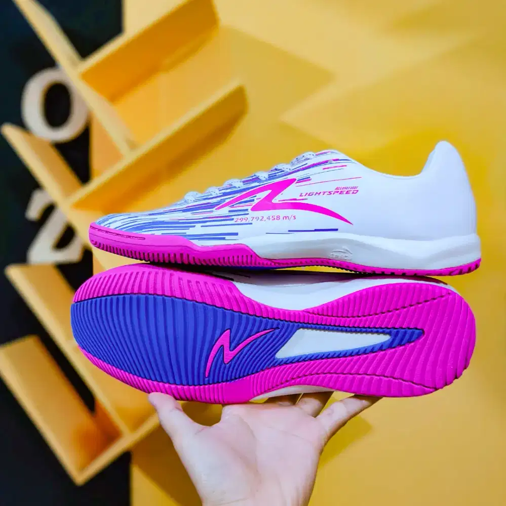 Jual Sepatu futsal & bola Original Specs Lightspeed Reborn
