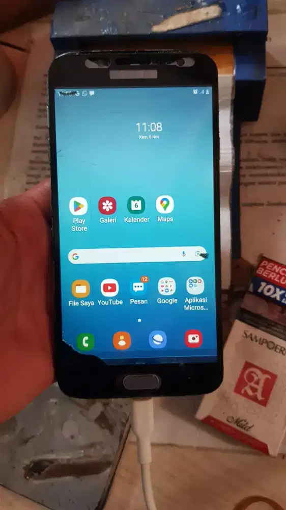 Samsung J7 pro 3gb/32gb minus masih enak