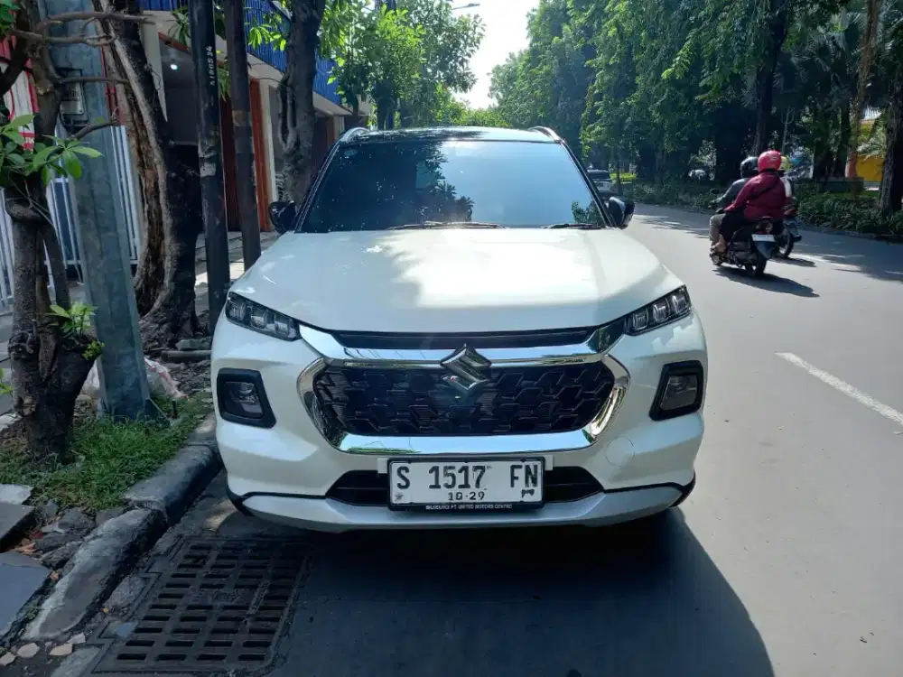 Suzuki Grand Vitara Hybrid 2024