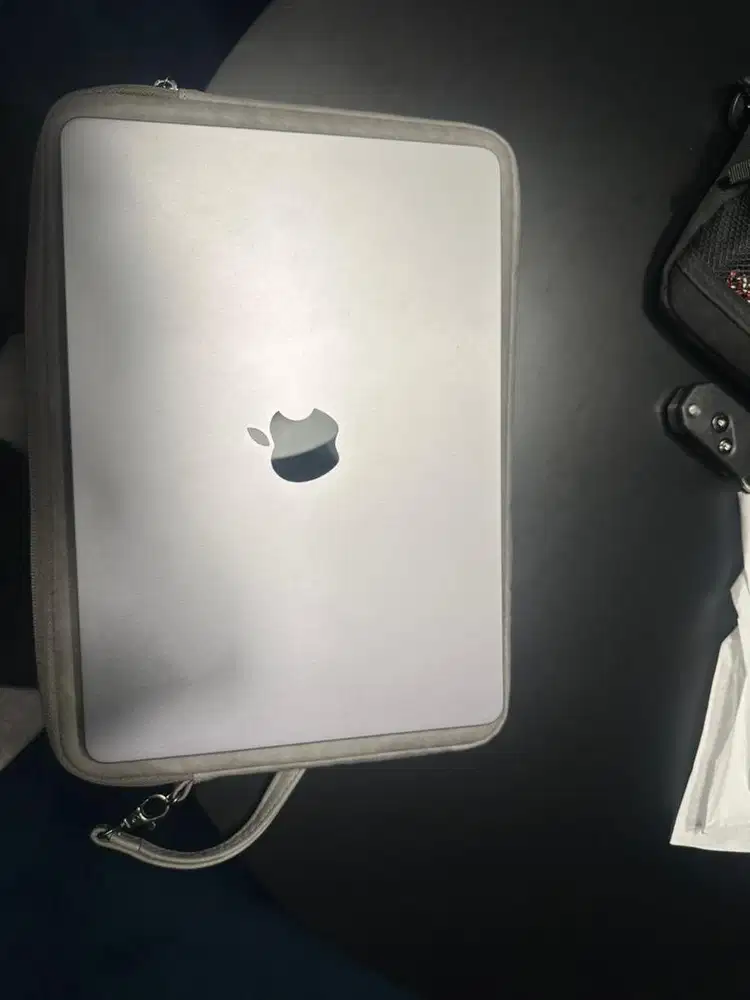 Murah Macbook Air M3 16/256