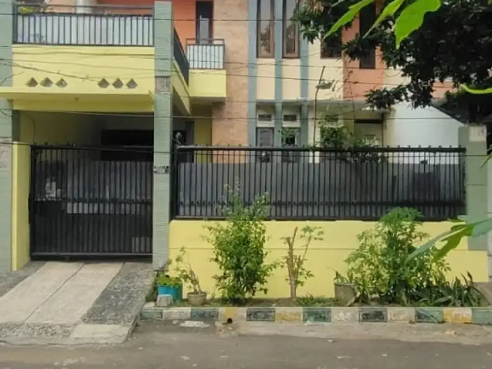 RUMAH MEWAH STRATEGIS FULL FURNISHED DI MANUKAN