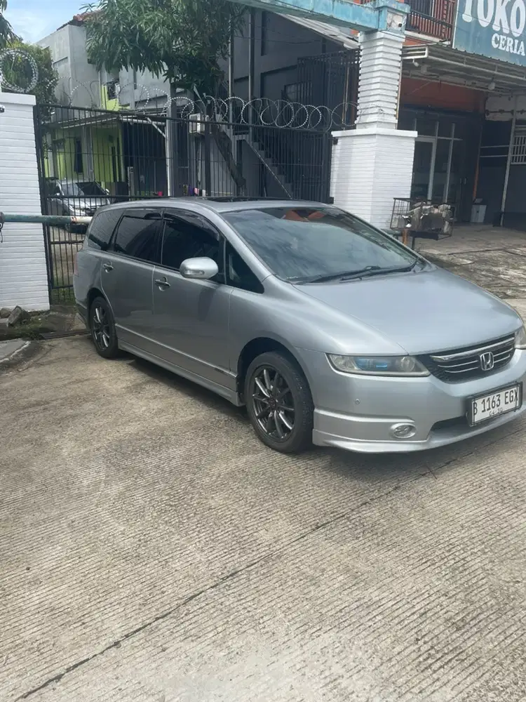 Honda Odyssey 2004 Bensin