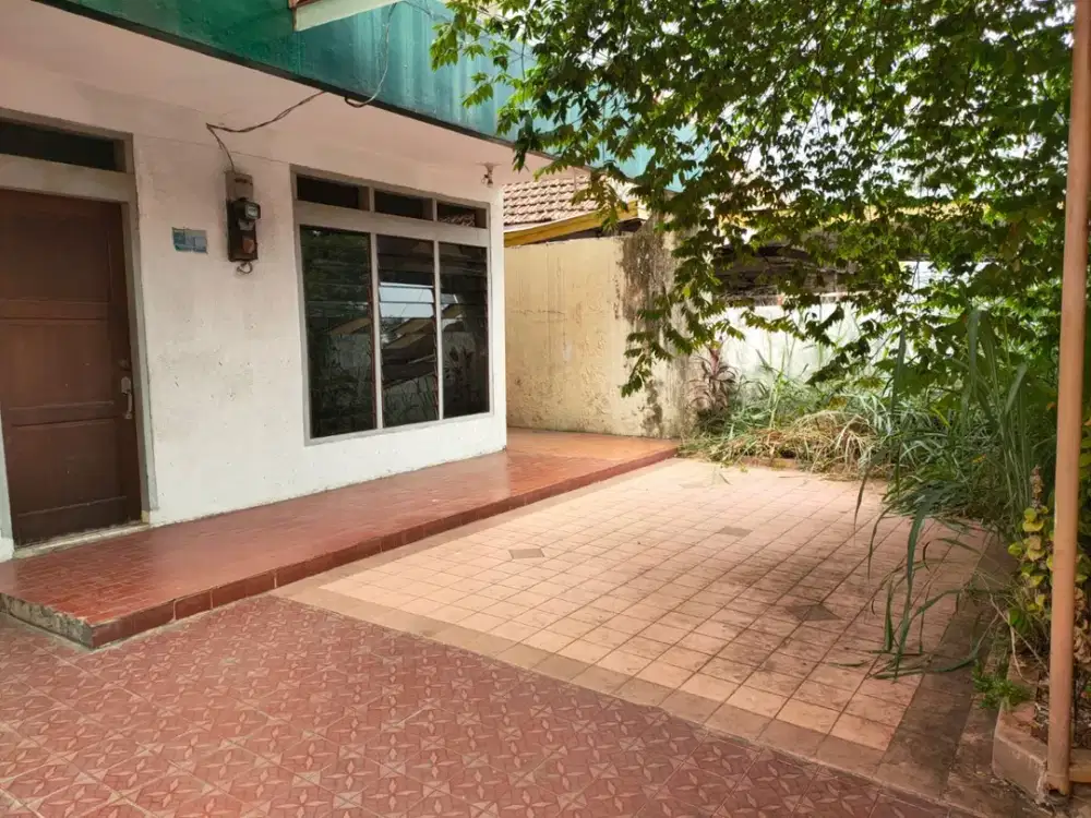 Dijual Rumah Murah dari Pasaran 2,5 Lantai di Jakarta Pusat