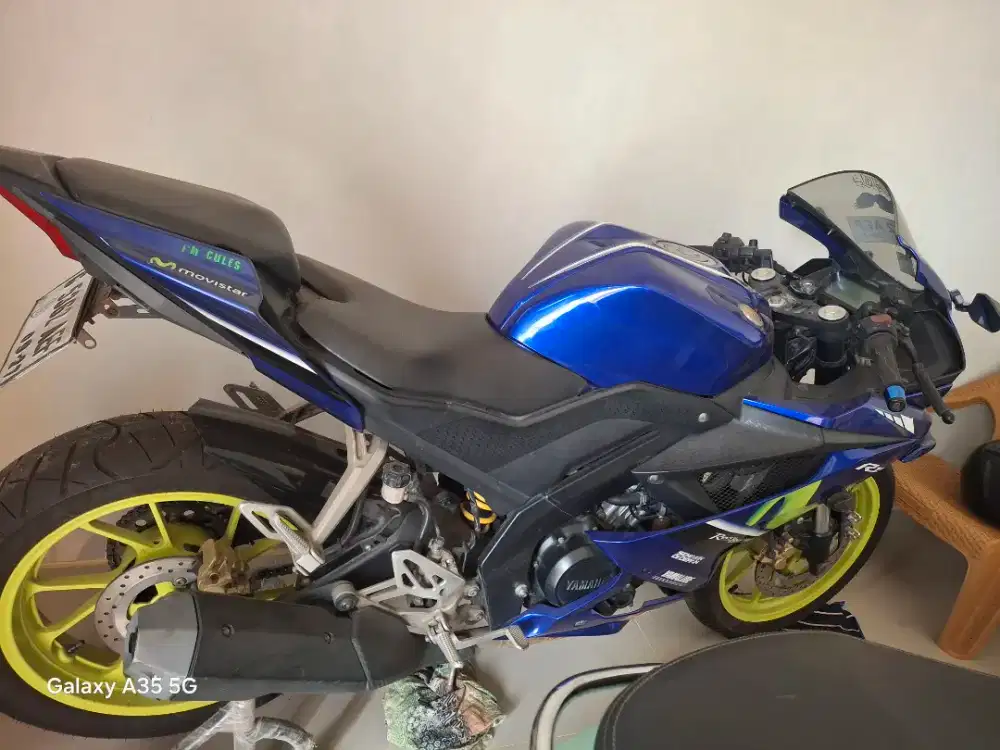 MOTOR YAMAHA R15