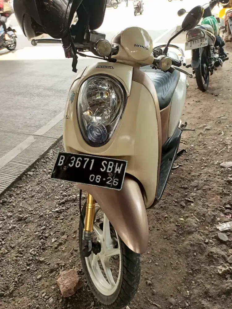 Scoopy 2011 surat lengkap pajak hidup panjang