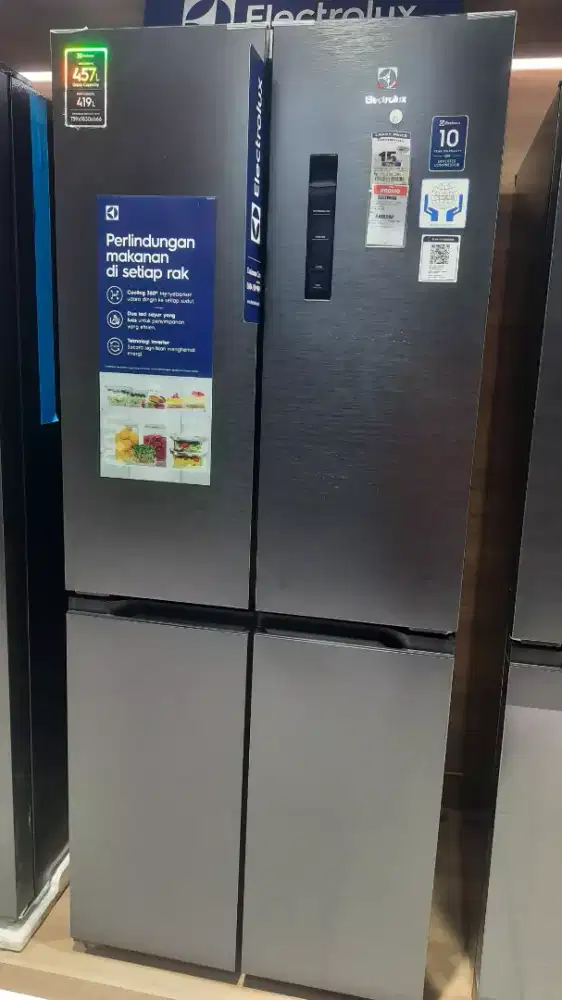 ELECTROLUX REF MULTI DOOR EQE 4200A-B 420L BLACK